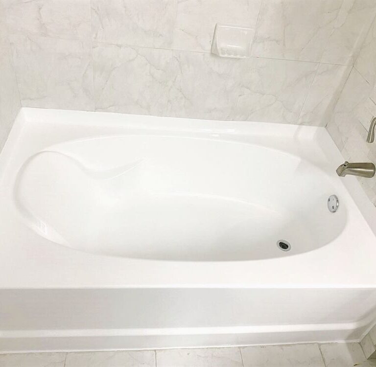Bathtub refinished by KITS, Dubai