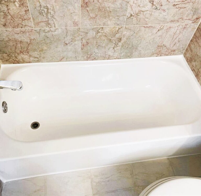 Bathtub refinished by KITS, Dubai